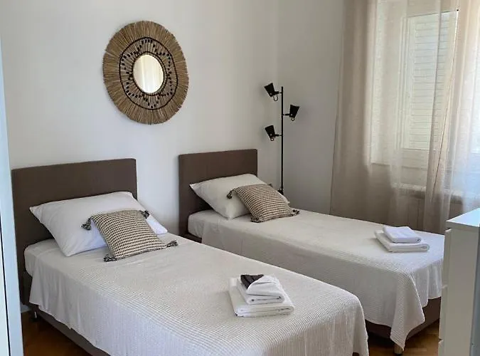 Betty * שיבניק